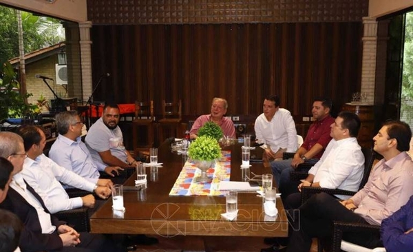 Diario HOY | Calé confirma candidatura de Cartes para presidir la ANR