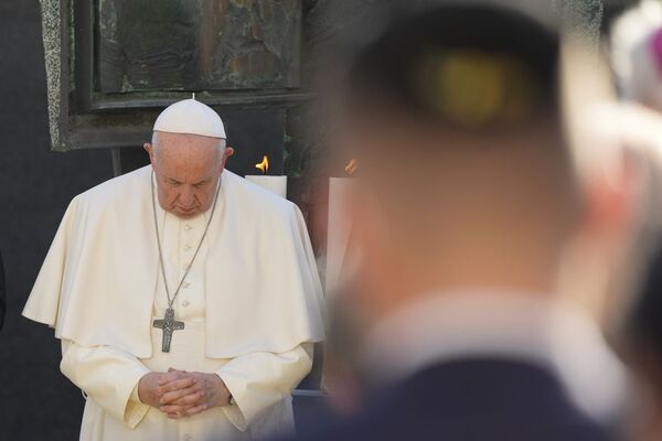 “Pídale perdón a Cristo”: el conflicto detrás de una fuerte canción de activistas cubanos contra el papa Francisco - El Observador