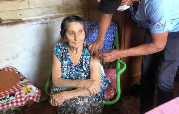 Intensificarán vacunación casa por casa en regiones con baja cobertura