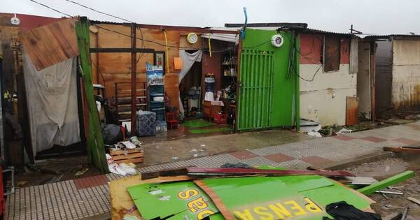 La Nación / Severo temporal dejó a más de cien personas sin techo