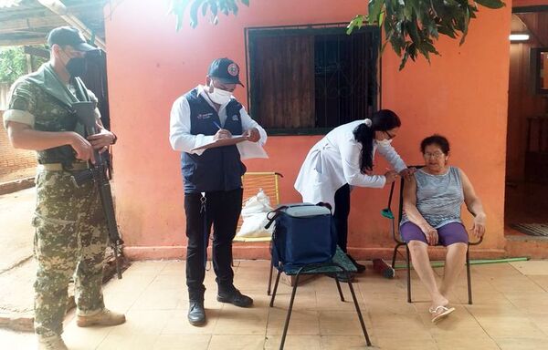 Se inició campaña de vacunación para inmunizar a 70.000 en Alto Paraná - Nacionales - ABC Color