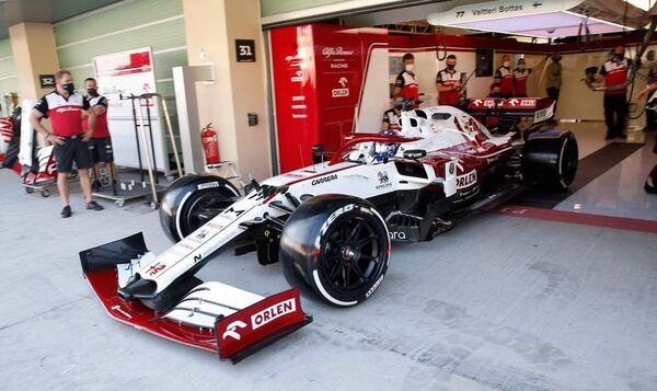 Valtteri Bottas comenzó a probar el Alfa Romeo para el 2022 - Automovilismo - ABC Color