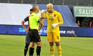 Ante eventual no continuidad de Jean, hinchas le brindan su apoyo y mandan mensaje a dirigencia