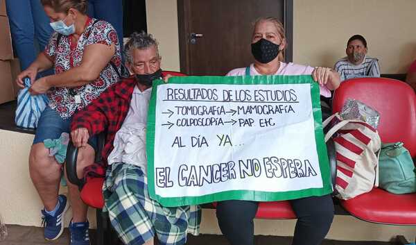 Pacientes de oncología exigen a Salud provisión de medicamentos - La Clave
