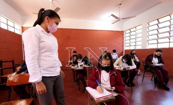 Diario HOY | MEC anuncia enseñanza del inglés en 300 instituciones educativas