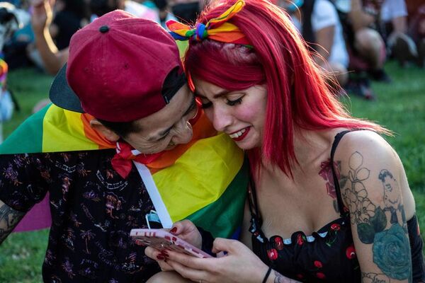 El 30% de las personas ve correcto vigilar a su pareja sin consentimiento - Tecnología - ABC Color