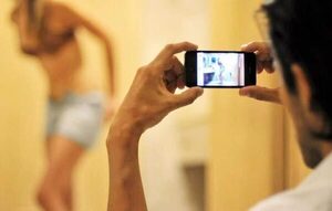 “Cuídate de enviar fotos obscenas” alerta la Policía ante el acecho de bandas que lucran con la sextorsión – La Mira Digital