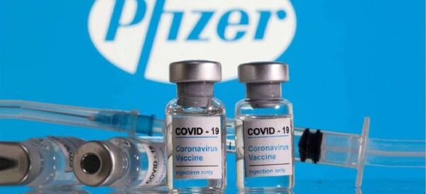 Vacuna de Pfizer protege al 70% de casos graves de ómicron (estudio sudafricano)