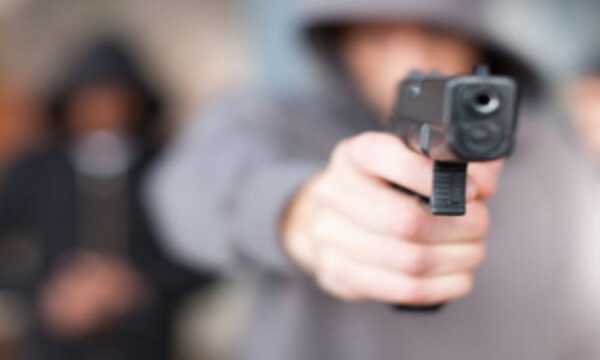 Encarnación: Un hombre recibe un disparo tras resistirse a un asalto - OviedoPress