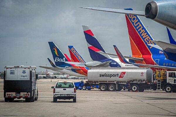 Aeropuerto de Miami registra en noviembre el día más ocupado de su historia - Mundo - ABC Color