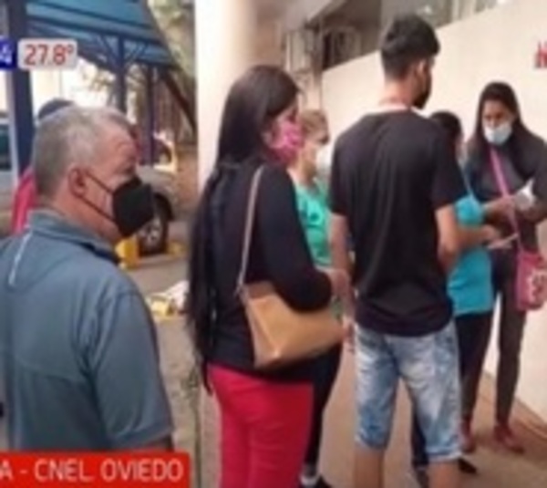 Incentivan a la vacunación con entrega de kits de alimentos - Paraguay.com