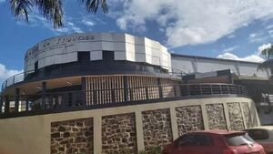 Delincuentes hieren a una mujer con un machete en un intento de robo
