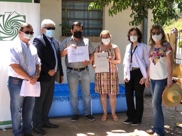 RELOCALIZADOS POR YACYRETÁ RECIBEN TÍTULO DE PROPIEDAD - Itapúa Noticias