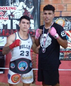 Franco se impone por puntos a Velázquez en boxeo de playa - Polideportivo - ABC Color
