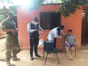 Vacunaron a unas 3 mil personas en el primer día de recorrido - La Clave