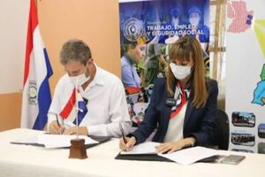Firman convenio para ejecutar proyecto “Empleate en tu ciudad” - La Clave