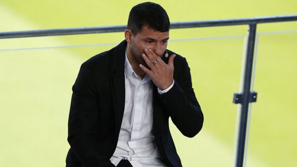 Quebrado en llanto, el Kun Agüero confirmó su retiro del fútbol - Megacadena — Últimas Noticias de Paraguay