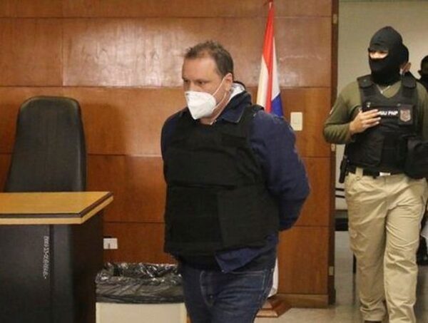 Denuncian que procesado por megacarga de cocaína sería cobrador de RGD · Radio Monumental 1080 AM