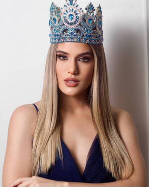 Bethania Borba se prepara para la gran final de Miss Mundo 2021