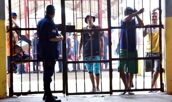 Tras haberse detectado nuevos casos de Covid-19, cierran penal de CDE