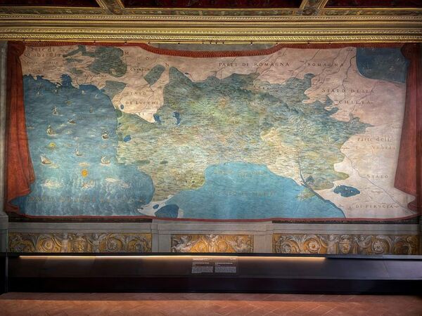 Abre al público tras 20 años la imponente Terraza de los Mapas de los Uffizi - Viajes - ABC Color
