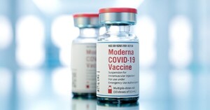 Suspenden vacuna de Moderna en países nórdicos por riesgo de miocarditis y pericarditis en menores de 30 años - SNT