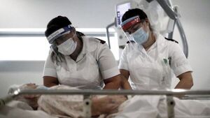 Autoridades británicas afirman que Ómicron es la amenaza más significativa de la pandemia