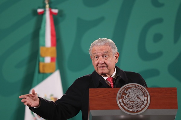 López Obrador defiende que sigue vigente el acuerdo que blinda sus megaobras - MarketData