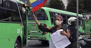 La Nación / Ecuador prohíbe eventos públicos de fin de año