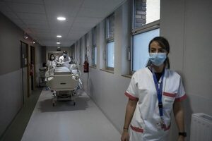 OMS: la variante Ómicron avanza “a un ritmo no visto con ninguna otra”