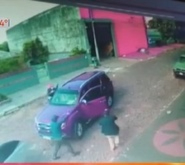 Asaltantes roban maletín con dinero y cheques en Ciudad del Este - Paraguay.com