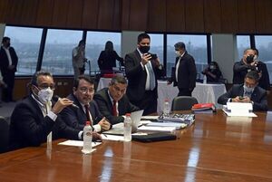 Salvada a Hugo Javier como “moneda de cambio” por algunos proyectos y mesa directiva - Ancho Perfil - ABC Color