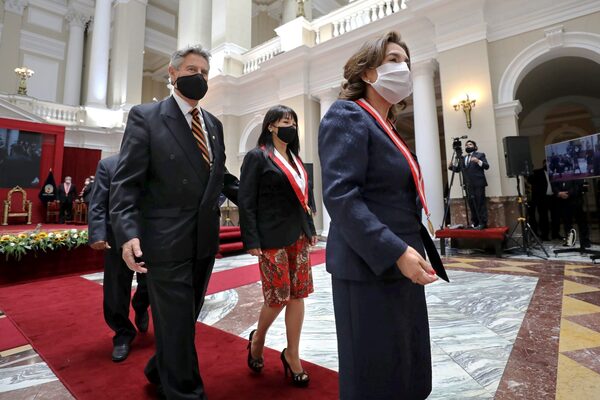 El Gobierno de Perú despejará las vías y evitará los bloqueos de manifestantes - MarketData
