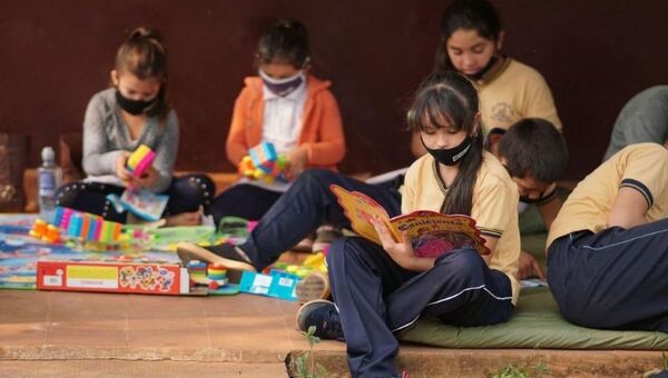 Fundación Itaú beneficia a más de 30.000 personas en 80 ciudades (y proyecta potenciar la educación en 2022)
