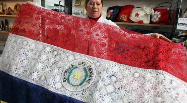 Ejecutivo exhorta al uso del Ao Po'i en la función pública