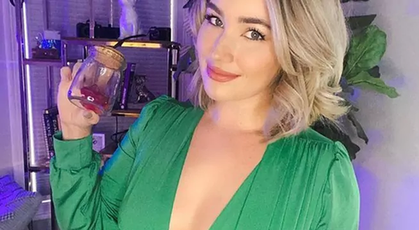 Una 'influencer' se hace rica vendiendo sus pedos en tarros de cristal