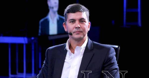 La Nación / Santiago Peña celebra el respaldo del vicepresidente de la ANR a su proyecto presidencial 2023