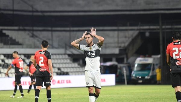 Alejandro Silva intimó a Olimpia