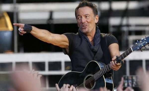 Diario HOY | Bruce Springsteen vende su catálogo musical por 500 millones de dólares (medios)
