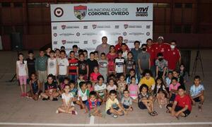 Habilitan escuela municipal de deportes en Coronel Oviedo – Prensa 5