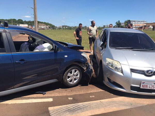 Accidente con daños materiales en Encarnación