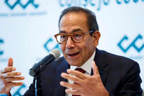 Empresariado mexicano prevé crecimiento de 5,7 % en 2021 por debajo de meta - MarketData