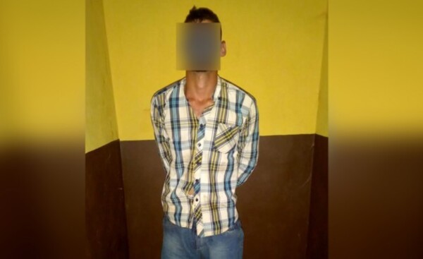 Mujer persigue a delincuente y logra que sea capturado
