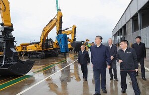 El presidente chino Xi Jinping visita la fábrica de LiuGong en Liuzhou