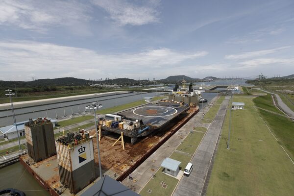 El Canal de Panamá entrega 2.080 millones de dólares al fisco como aporte anual - MarketData