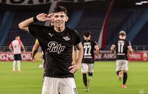 “En Libertad queremos ganar un torneo internacional”, expresó Julio Enciso