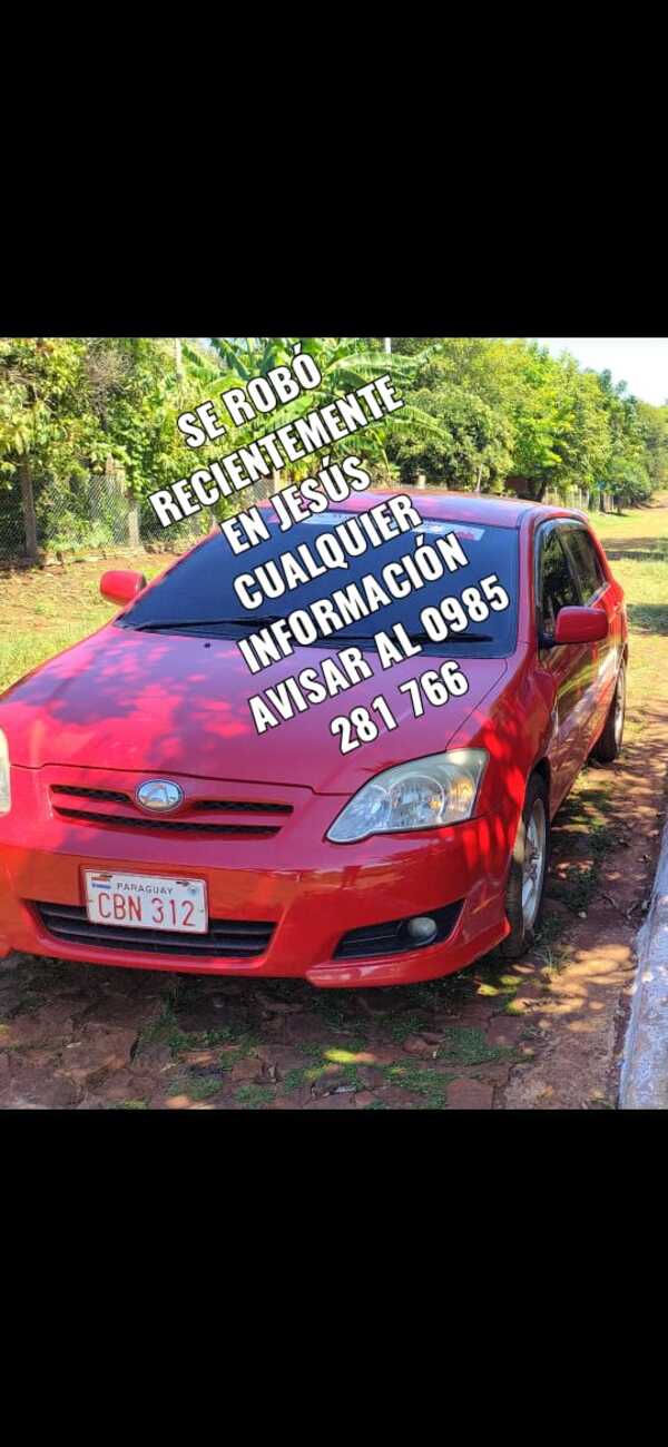 Roban un automóvil en el distrito de Jesús