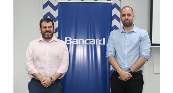 Compras con tarjetas de crédito y débito crecen 35% interanual a noviembre