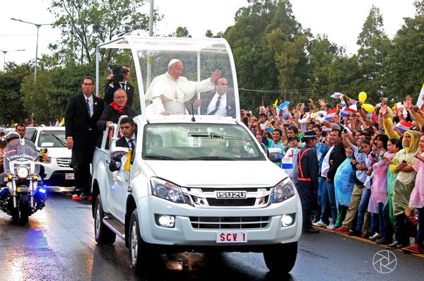 El papa Francisco cumple 85 años y se convierte en uno de los diez pontífices más longevos de la historia