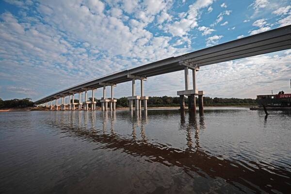 Se habilitarán de forma provisoria dos puentes que sacarán del aislamiento a pobladores de Ñeembucú - .::Agencia IP::.